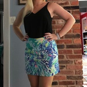 Blue Lilly Pulitzer skort, zipper in rear